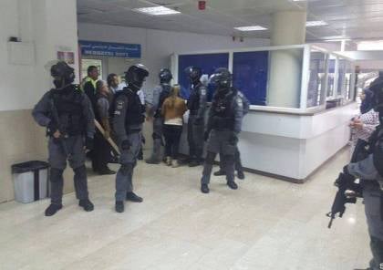 Israëlische politie en inlichtingenofficieren bestormen al-Makassed ziekenhuis