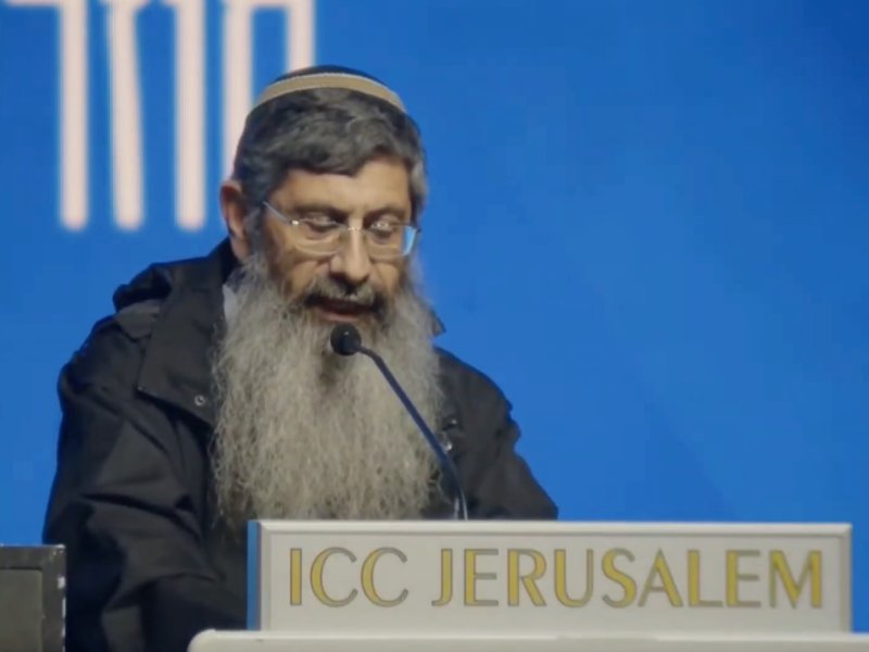 De “Conferentie voor de overwinning van Israël” In Jeruzalem bedreigt Londen en Washington