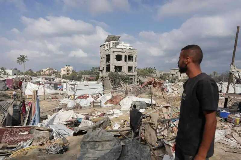 Netanyahu schept op over een oorlog tegen Libanon, terwĳl hij bang is voor een oorlog tegen Israël