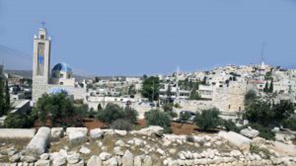 Priesters dringen aan op internationale actie om een einde te maken aan Israëlische aanvallen op oude christelijke stad op de Westelijke Jordaanoever