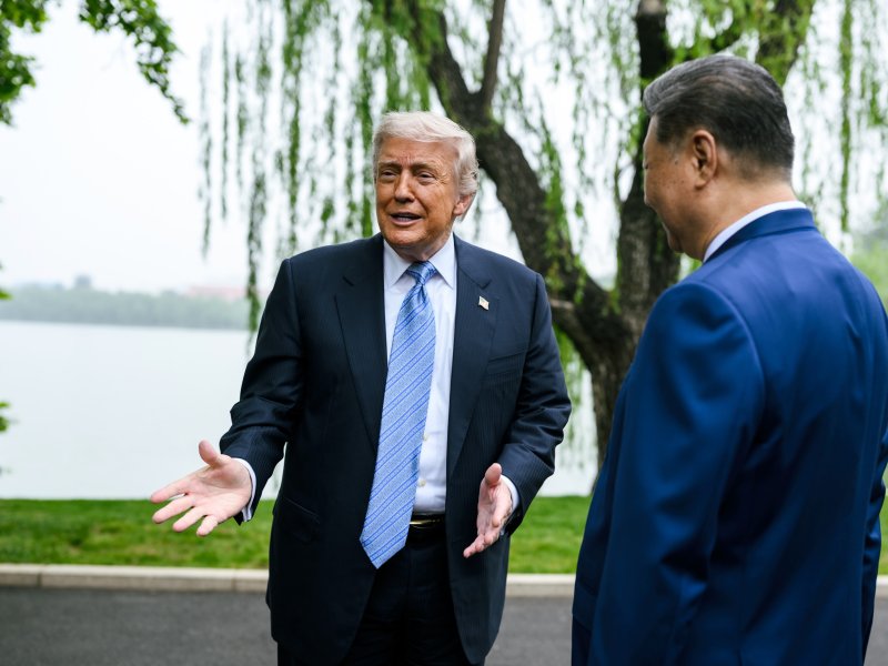 Donald Trump overweegt in aanwezigheid van Xi Jinping een stap terug te doen